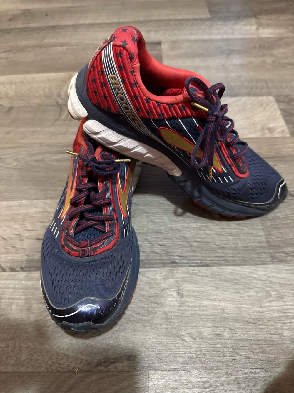 Brooks navy red gold athletic running sneakers